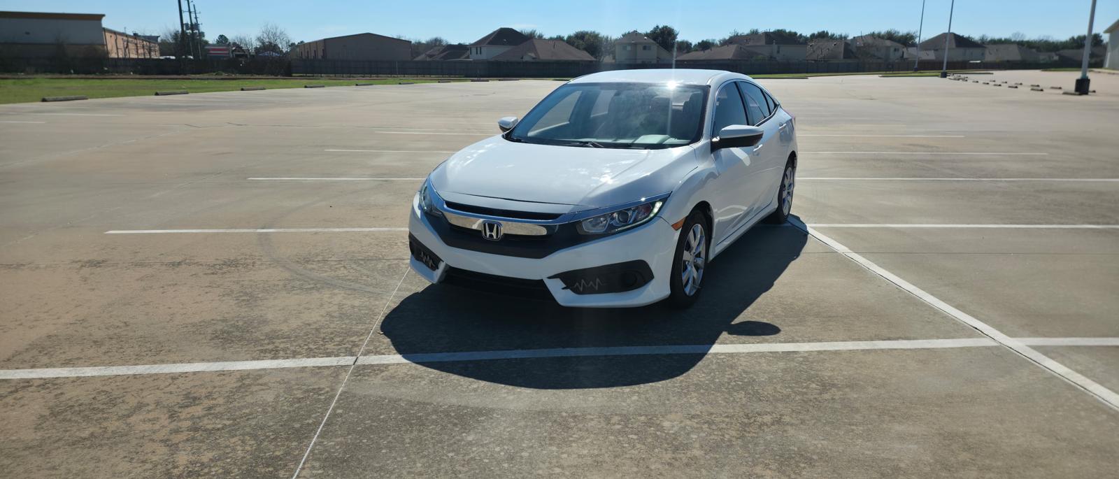 2018 Honda Civic LX - Photo 8